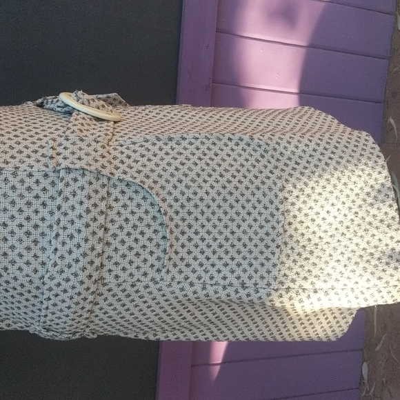 Cute retro looking dress - Picture 3 of 7